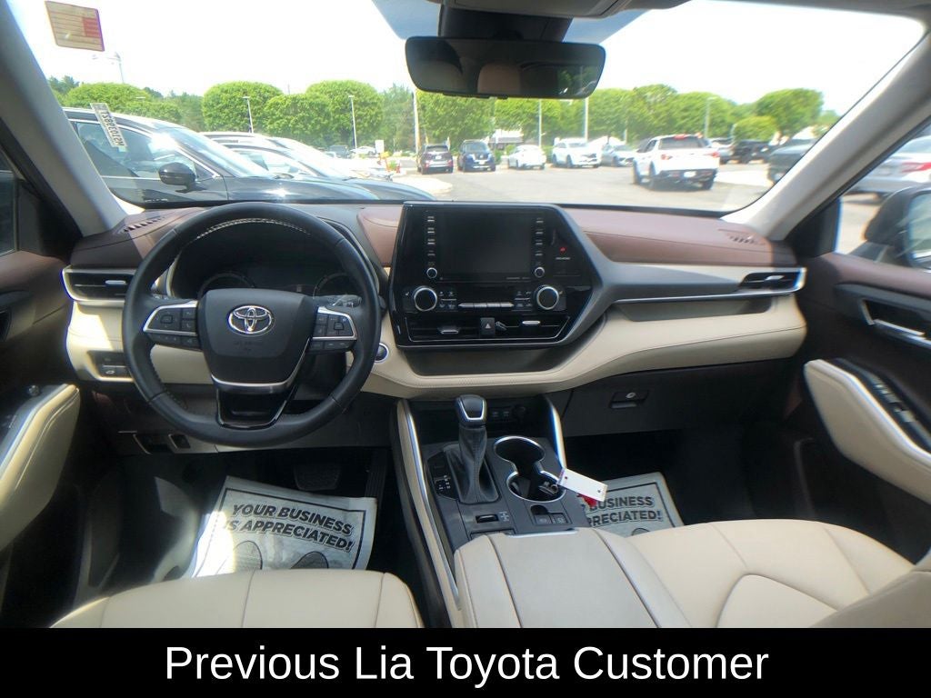 2021 Toyota Highlander XLE