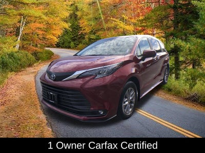 2025 Toyota Sienna XLE 7 Passenger