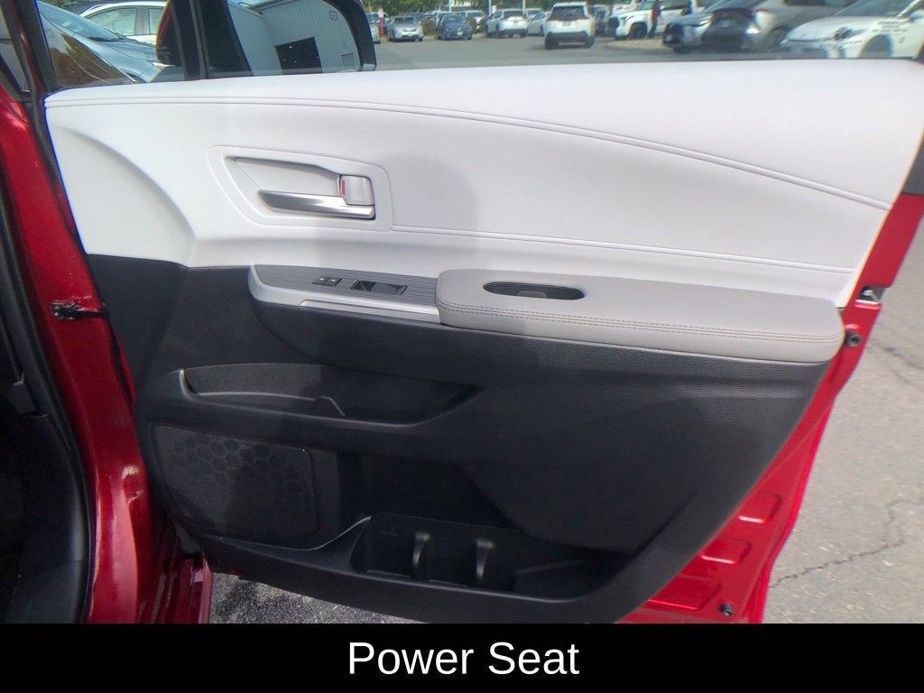 2025 Toyota Sienna XLE 7 Passenger