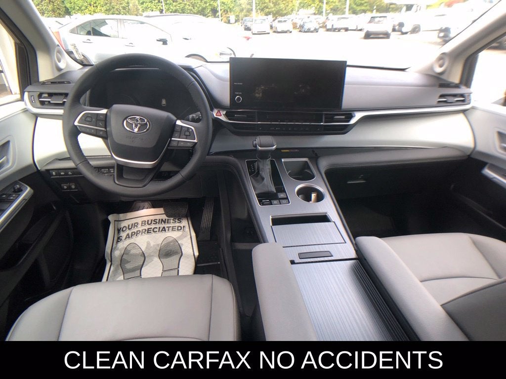 2025 Toyota Sienna XLE 7 Passenger
