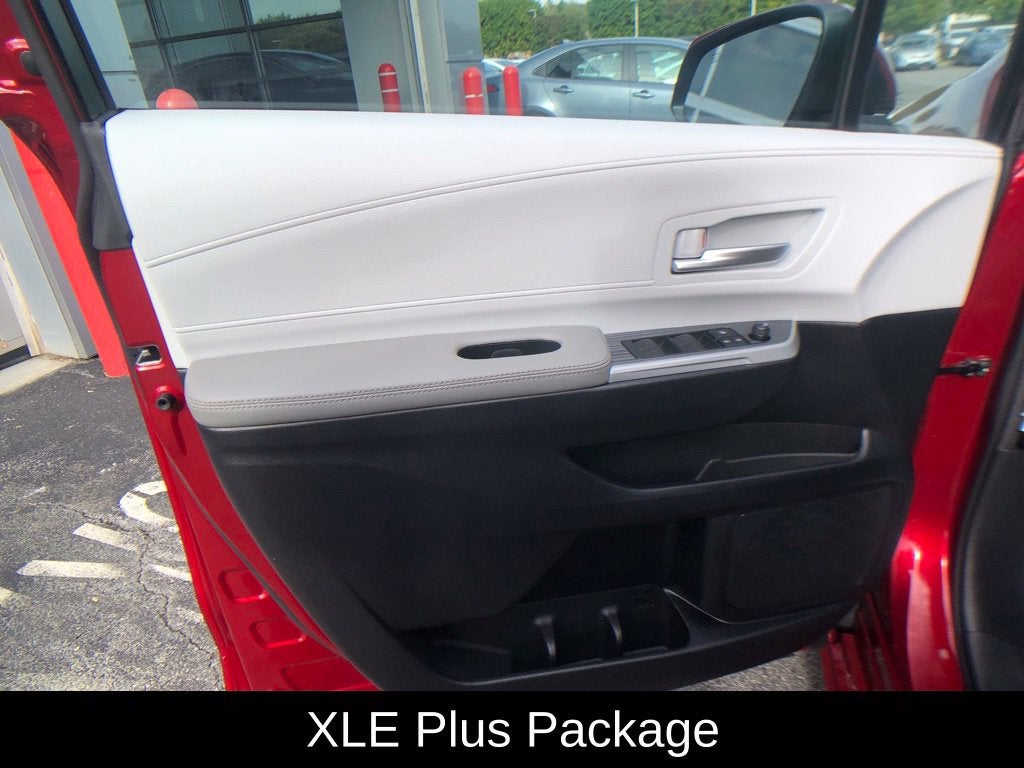 2025 Toyota Sienna XLE 7 Passenger