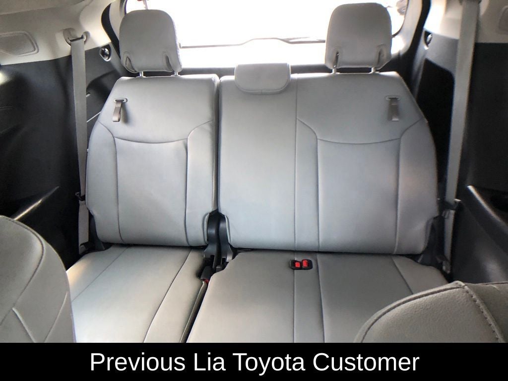 2025 Toyota Sienna XLE 7 Passenger