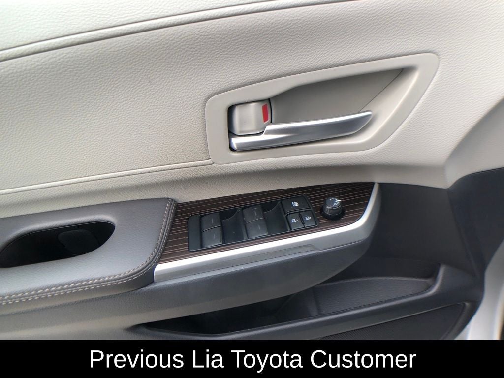 2024 Toyota Sienna XLE 7 Passenger