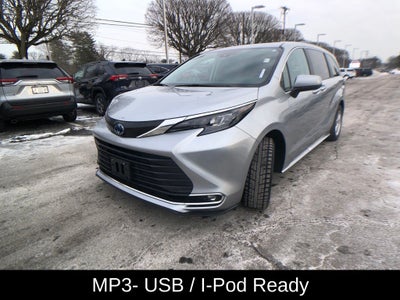 2024 Toyota Sienna XLE 7 Passenger