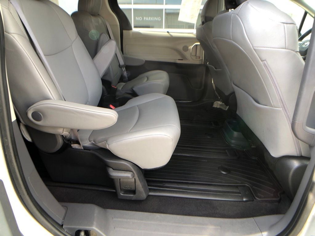 2023 Toyota Sienna XLE 7 Passenger