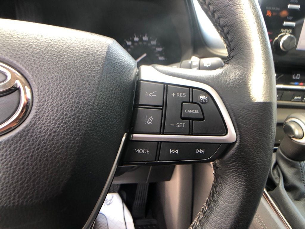 2023 Toyota Sienna XLE 7 Passenger