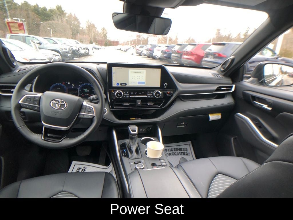 2025 Toyota Highlander XSE