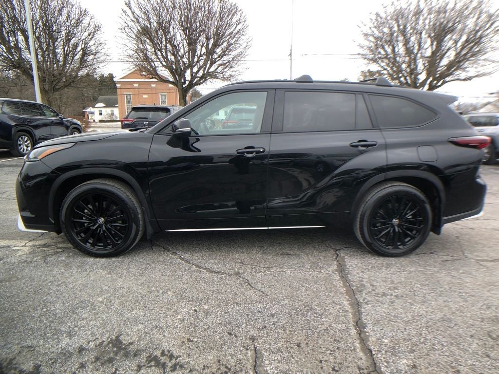 2025 Toyota Highlander XSE