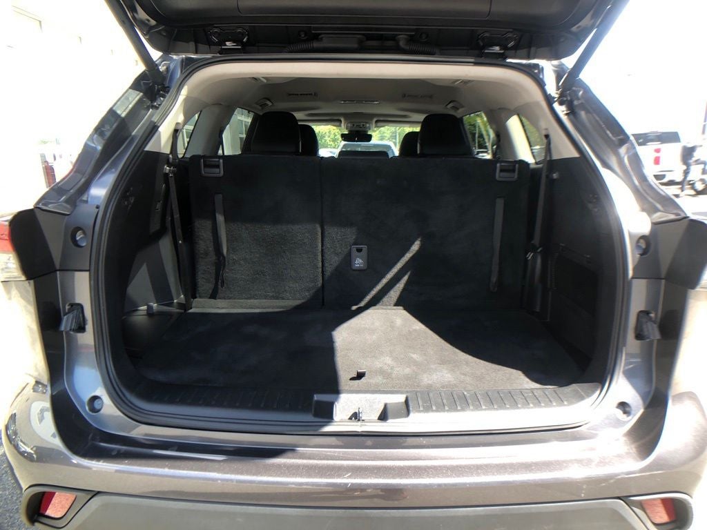 2025 Toyota Highlander XLE
