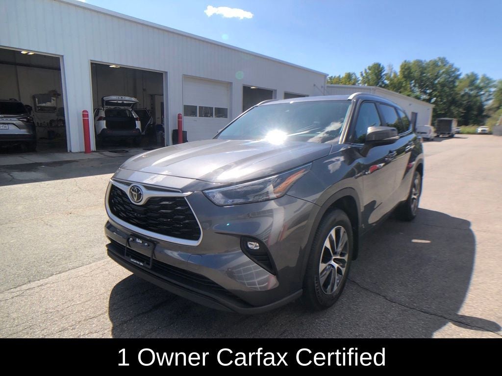 2025 Toyota Highlander XLE