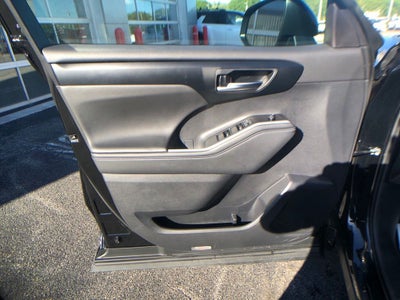 2026 Toyota Highlander XLE