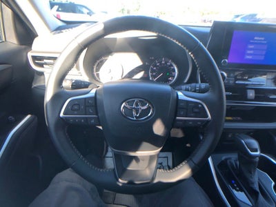 2026 Toyota Highlander XLE