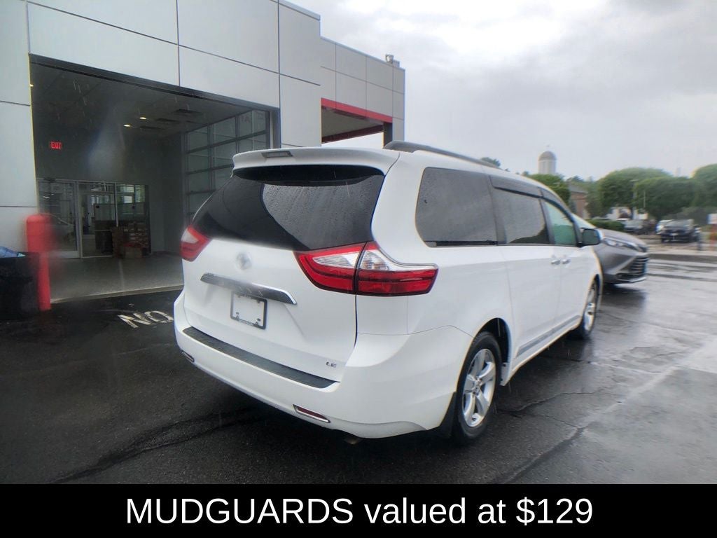 2016 Toyota Sienna LE 8 Passenger