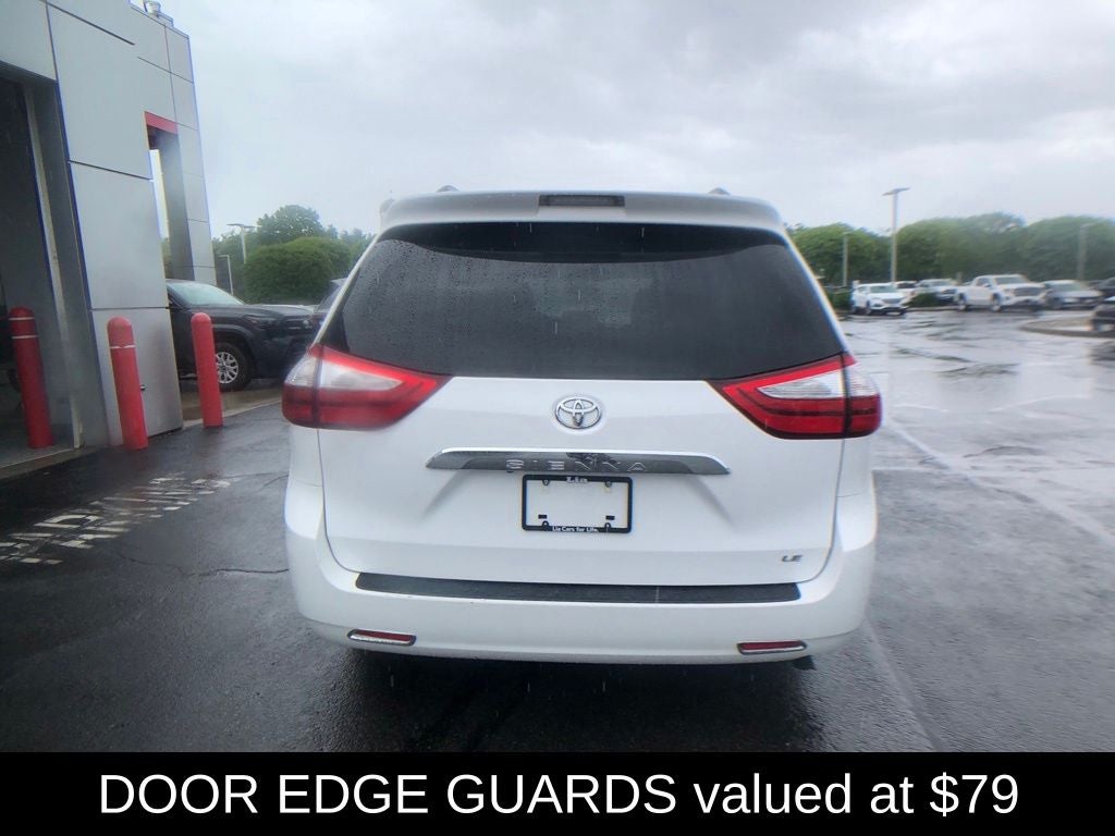 2016 Toyota Sienna LE 8 Passenger