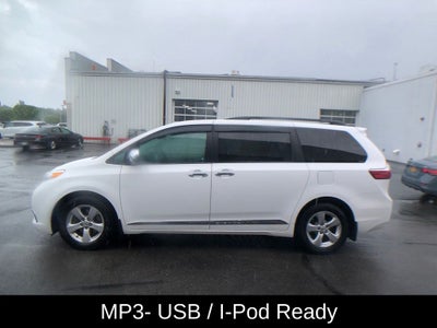 2016 Toyota Sienna LE 8 Passenger