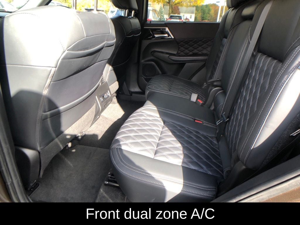 2024 Mitsubishi Outlander SEL