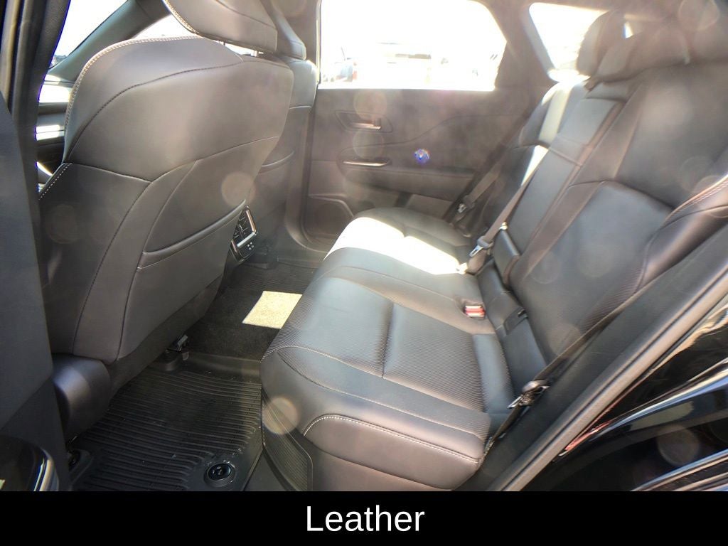 2025 Toyota Crown Signia XLE