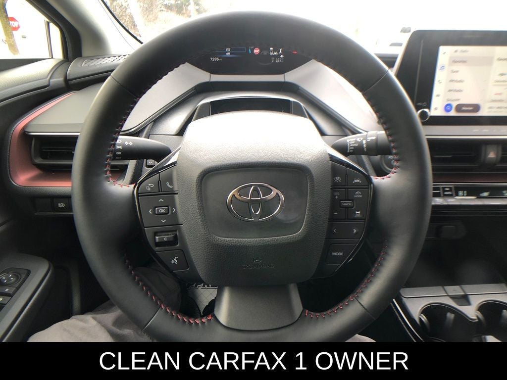 2025 Toyota Prius Plug-In Hybrid SE