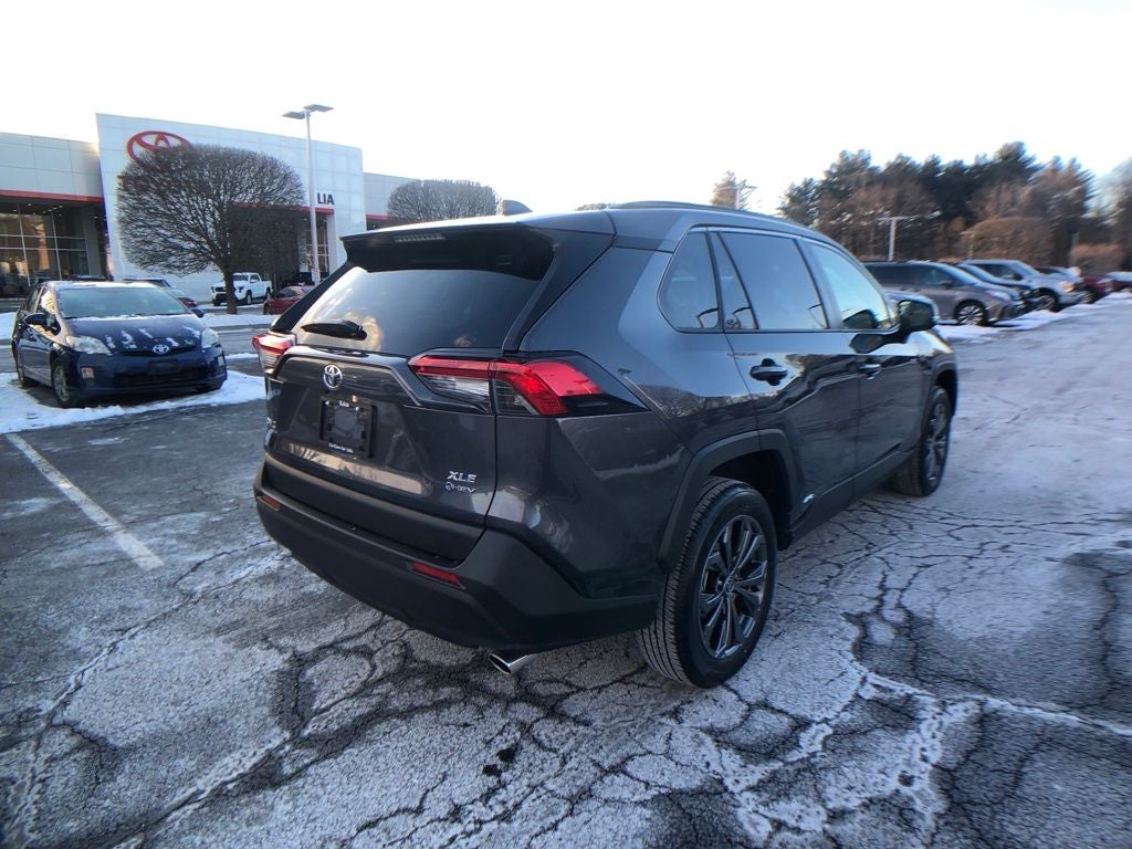 2025 Toyota RAV4 Hybrid XLE Premium