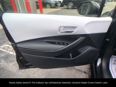 2025 Toyota Corolla Hatchback SE