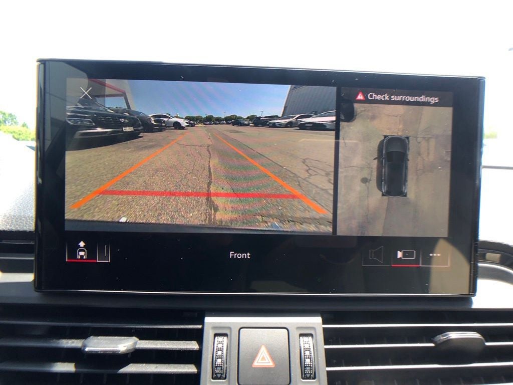 2024 Audi Q5 45 S line Premium quattro