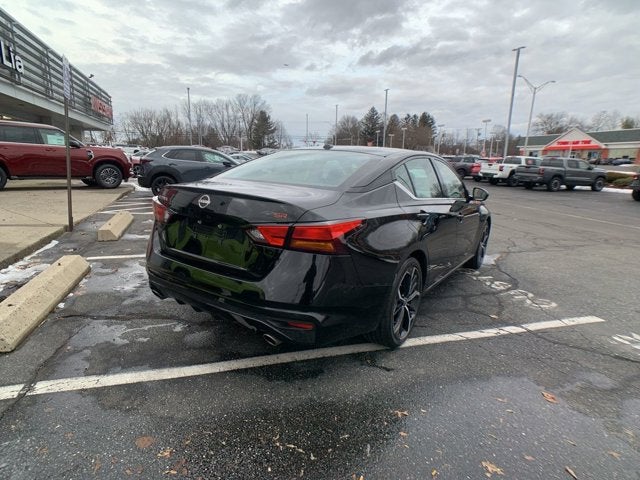 2023 Nissan Altima 2.5 SR