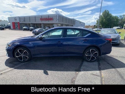 2023 Nissan Altima 2.5 SR