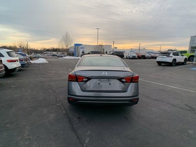 2022 Nissan Altima 2.5 SV