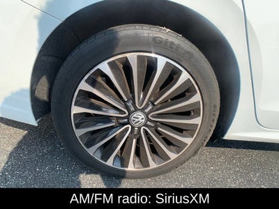 2022 Volkswagen Passat 2.0T Limited Edition