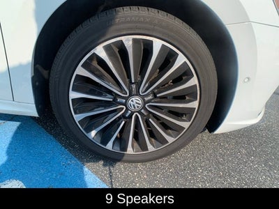 2022 Volkswagen Passat 2.0T Limited Edition
