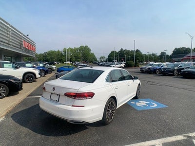 2022 Volkswagen Passat 2.0T Limited Edition