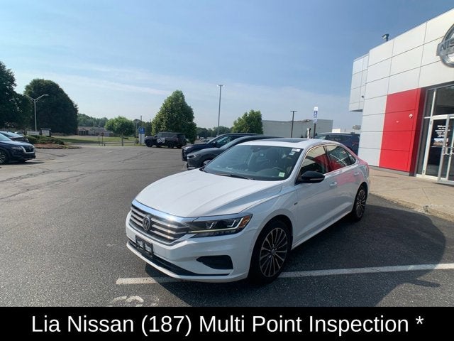 2022 Volkswagen Passat 2.0T Limited Edition