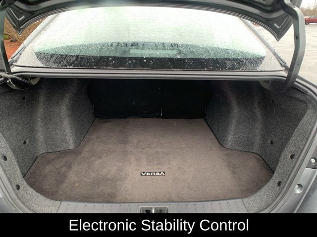 2023 Nissan Versa SV
