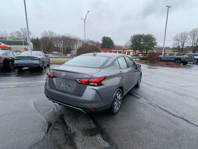 2023 Nissan Versa SV