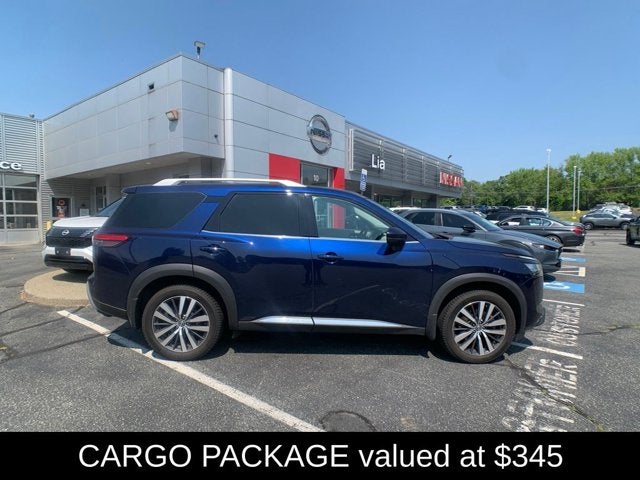2022 Nissan Pathfinder Platinum