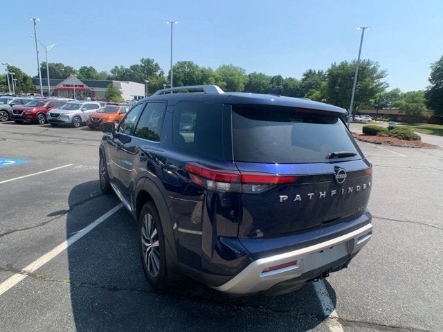 2022 Nissan Pathfinder Platinum