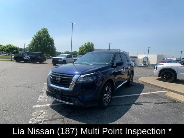 2022 Nissan Pathfinder Platinum