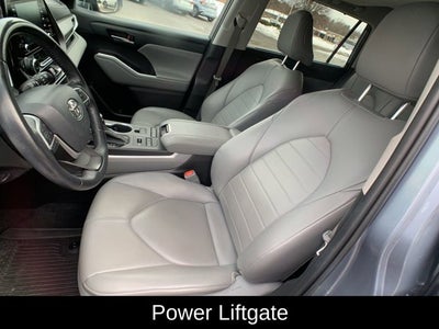 2022 Toyota Highlander XLE