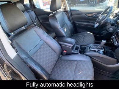 2022 Nissan Rogue Sport SV