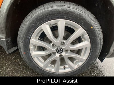 2022 Nissan Rogue Sport SV