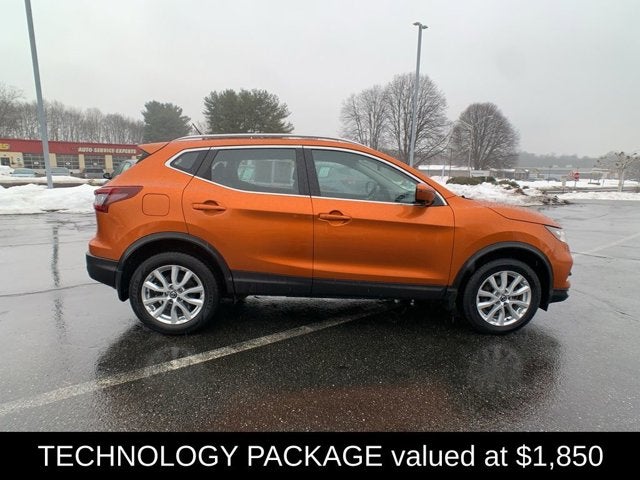 2022 Nissan Rogue Sport SV