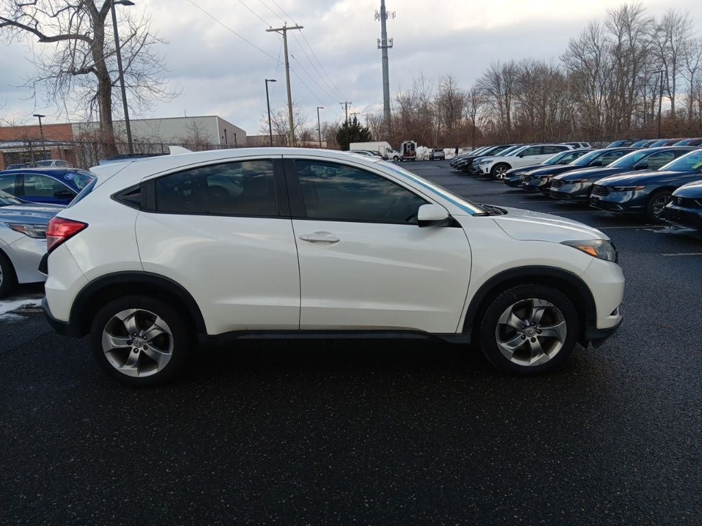 2017 Honda HR-V LX