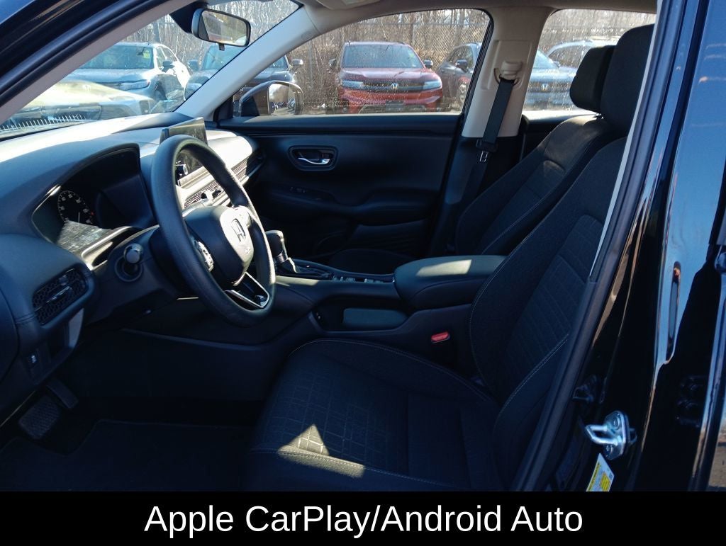 2025 Honda HR-V LX