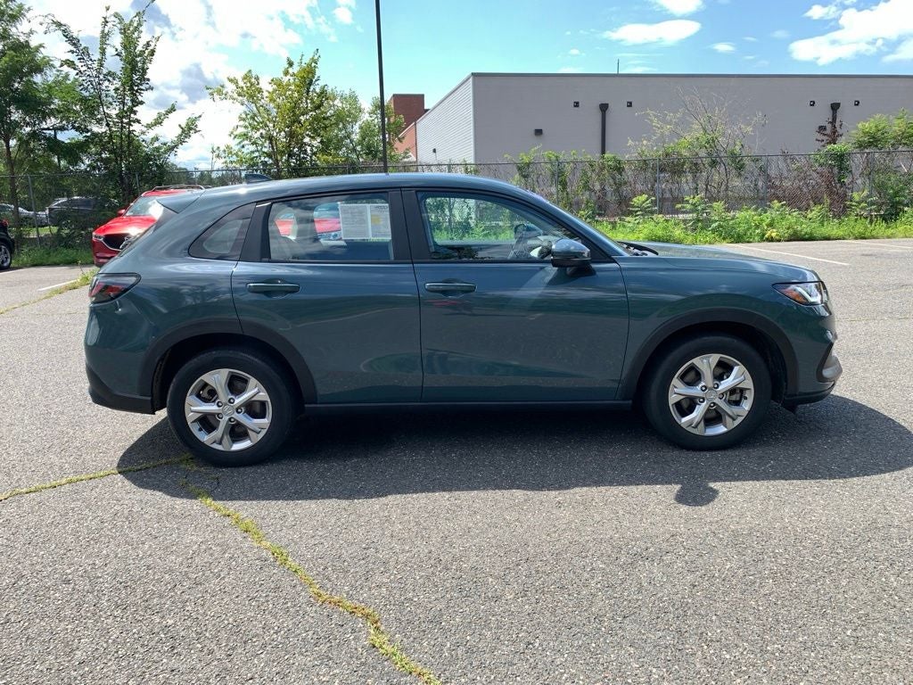 2025 Honda HR-V LX