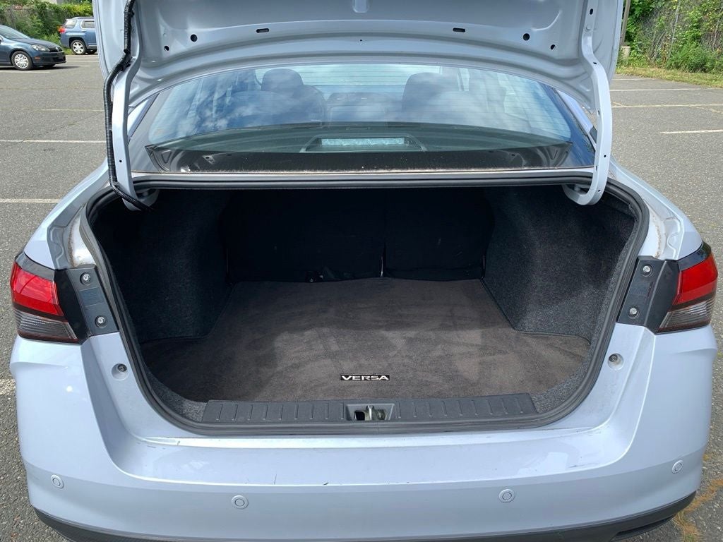 2024 Nissan Versa 1.6 SR