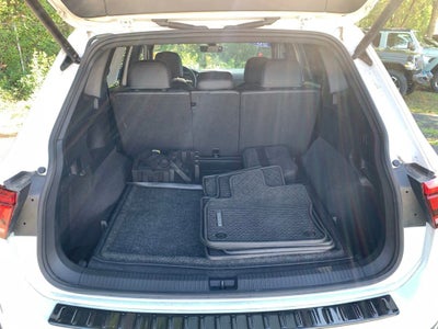 2024 Volkswagen Tiguan 2.0T SEL R-Line
