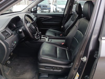 2019 Honda Pilot EX-L w/Navigation and Rear Entertainment System