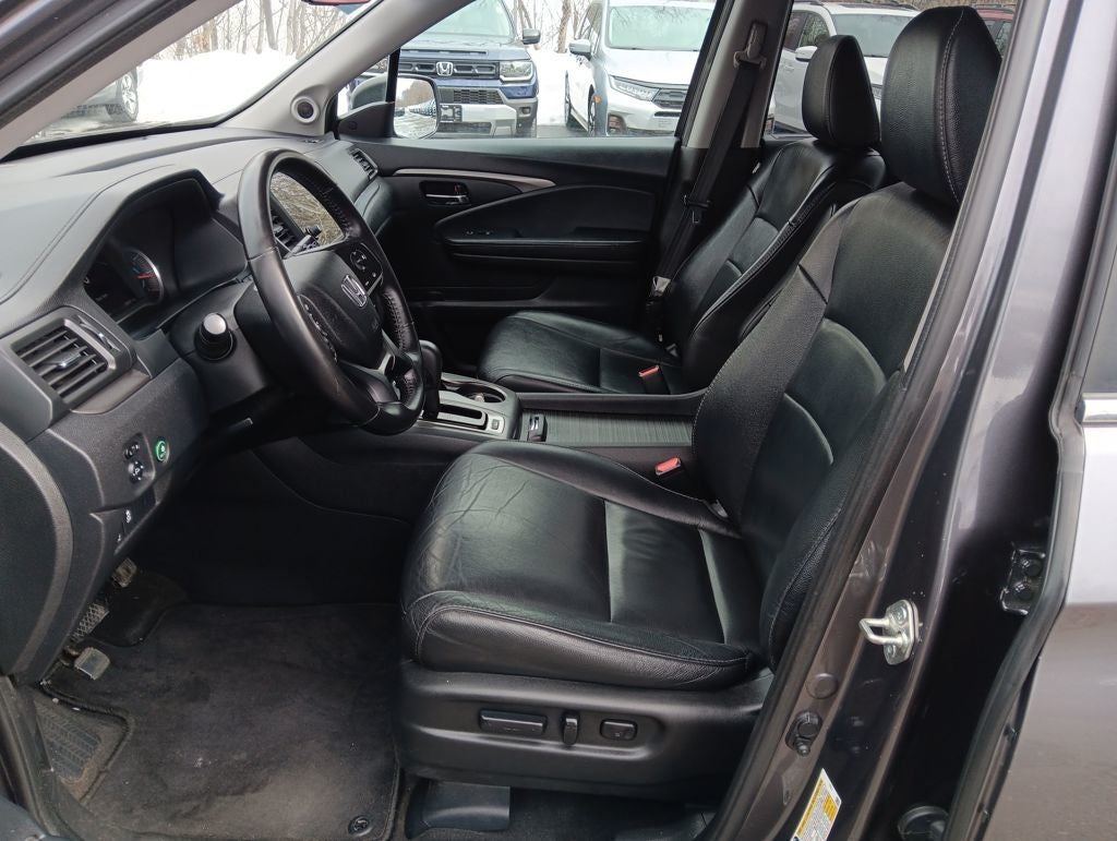 2019 Honda Pilot EX-L w/Navigation and Rear Entertainment System