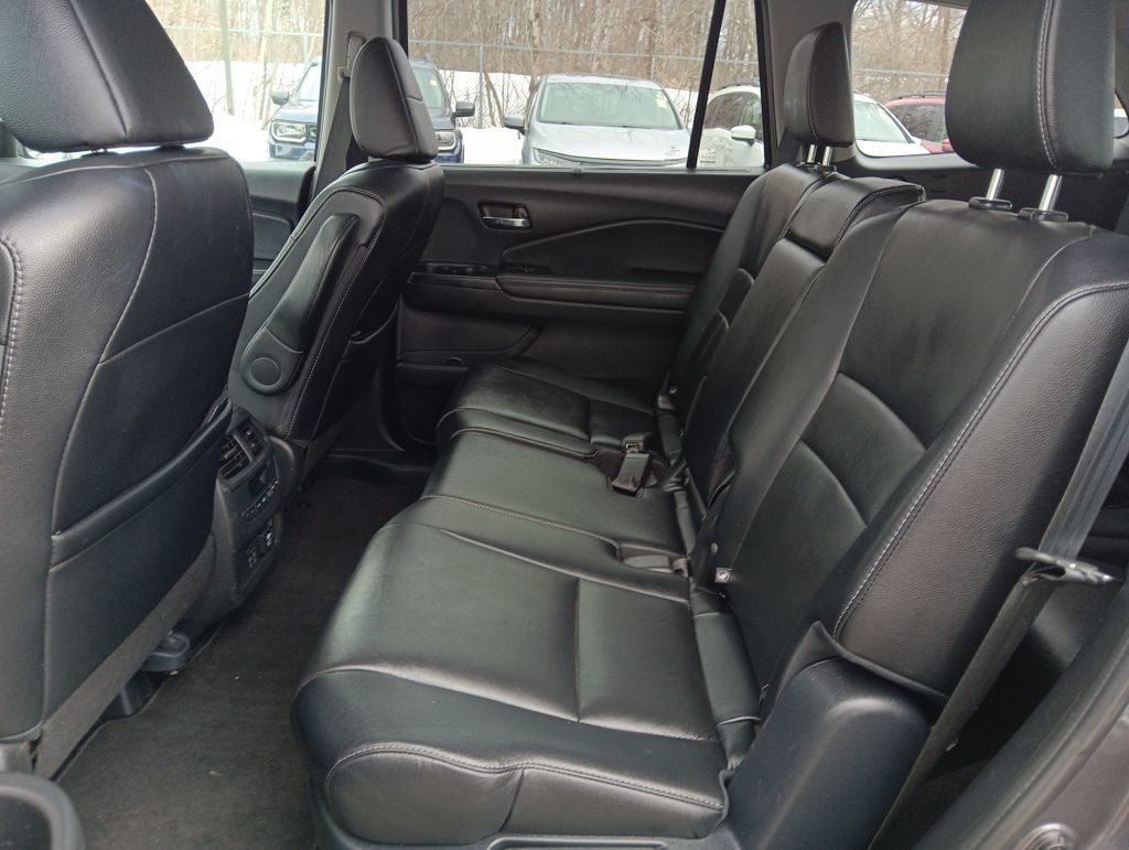 2019 Honda Pilot EX-L w/Navigation and Rear Entertainment System