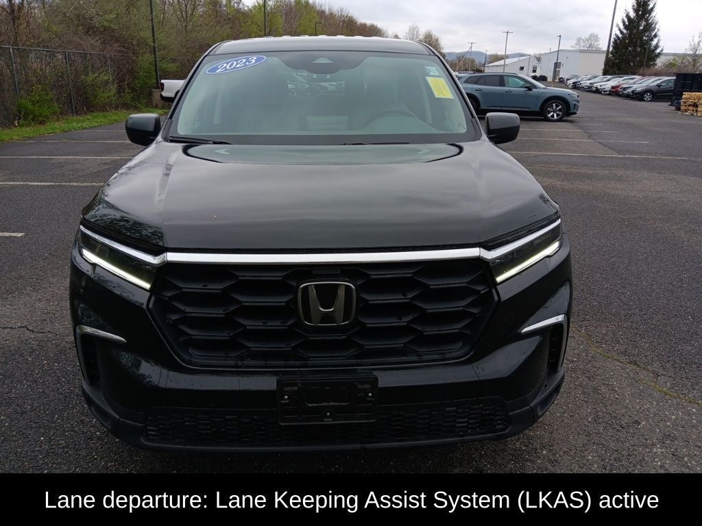 2023 Honda Pilot LX
